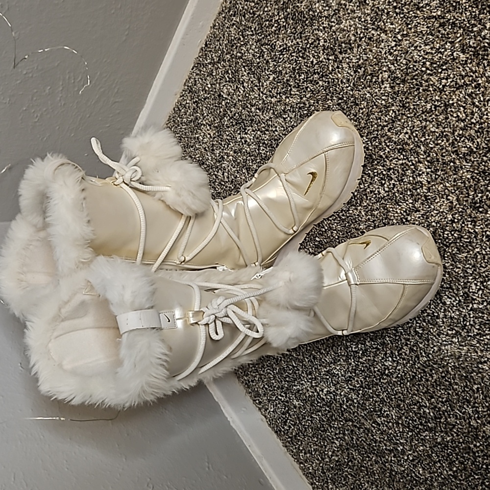 Nike Winter Boots